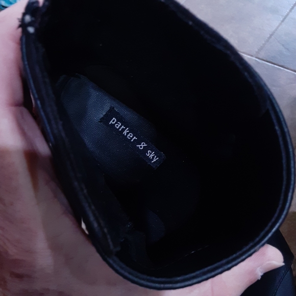 parker & sky, Peep Toe Stack Heel in Faux Leather & Suede, 9.5 - Picture 8 of 12